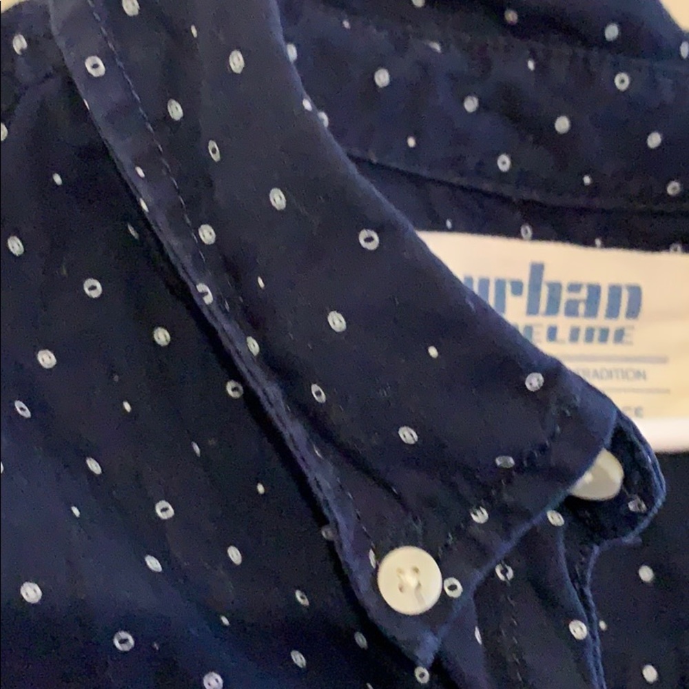 Button up - Picture 3 of 3